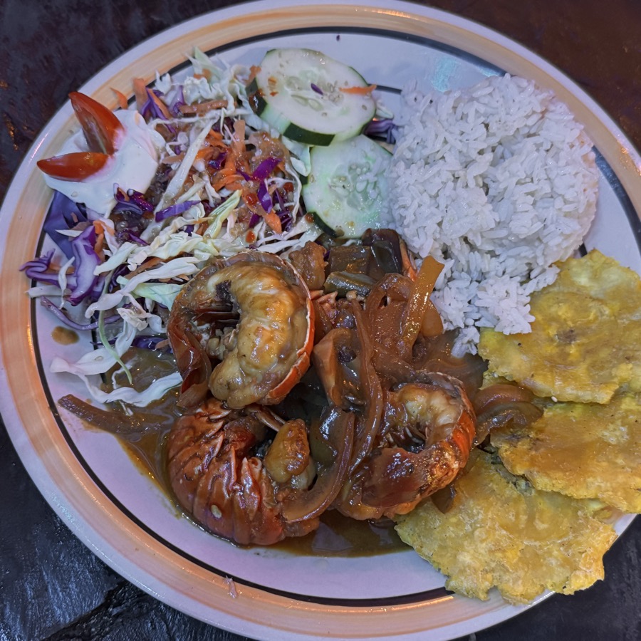Cole de langosta Restaurante Guari Guari by Nayda Bastimentos Bocas del Toro